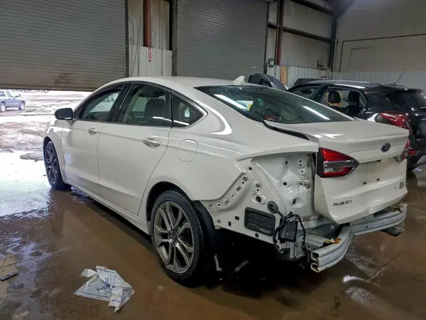 3FA6P0CDXKR163865 2019 FORD FUSION - Image 2