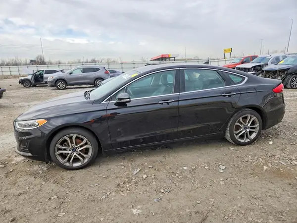3FA6P0CDXKR172310 2019 FORD FUSION - Image 1
