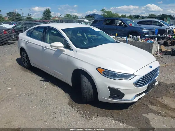 3FA6P0CDXKR224776 2019 FORD FUSION - Image 1