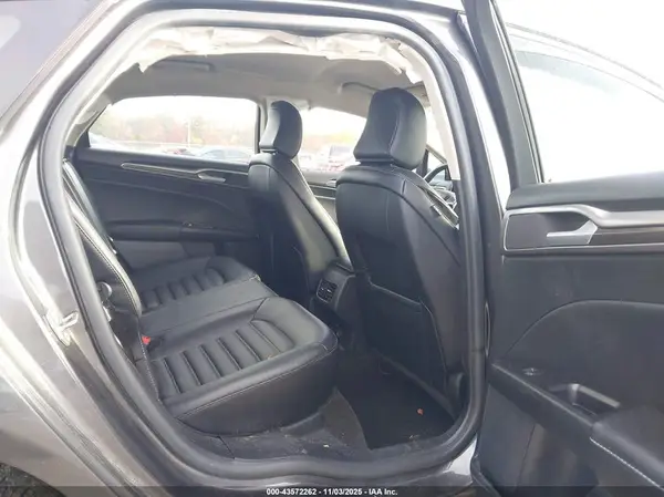 3FA6P0CDXLR122945 2020 FORD FUSION - Image 8