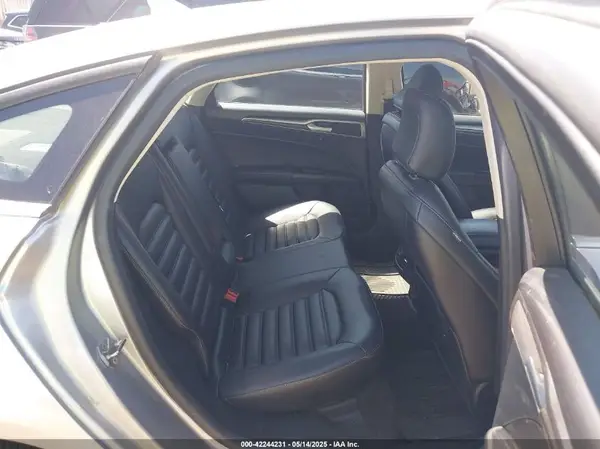 3FA6P0CDXLR196124 2020 FORD FUSION - Image 8