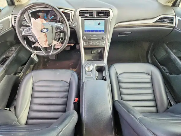 3FA6P0CDXLR205615 2020 FORD FUSION - Image 8