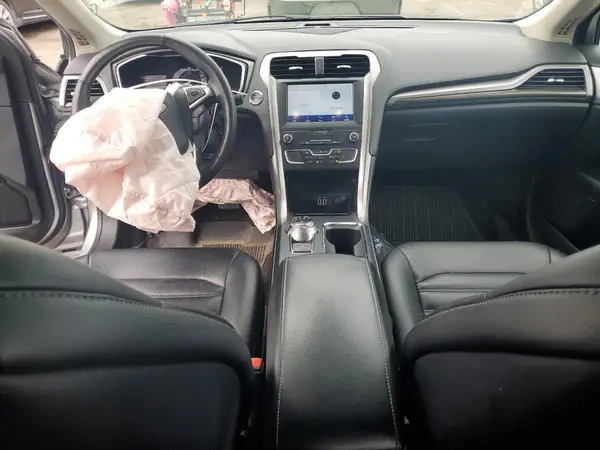3FA6P0CDXLR206814 2020 FORD FUSION - Image 8