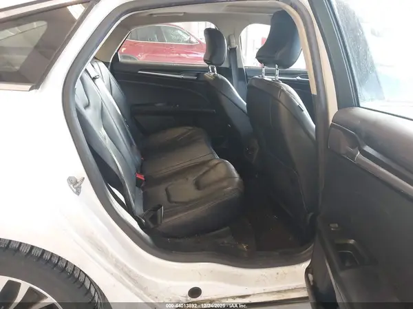 3FA6P0D90JR138515 2018 FORD FUSION - Image 8