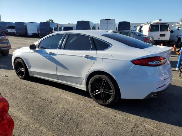 3FA6P0D90KR106696 2019 FORD FUSION - Image 2