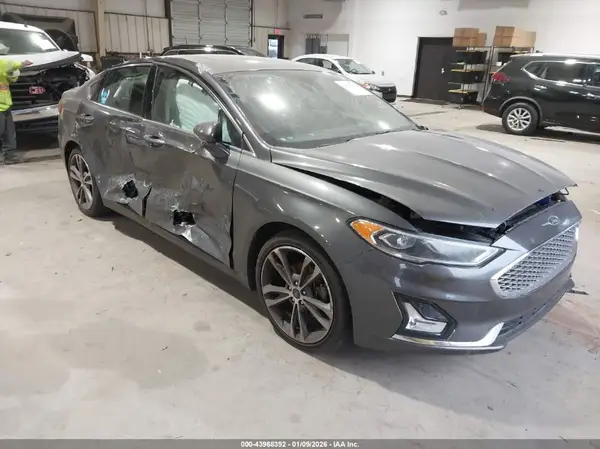 3FA6P0D90KR152710 2019 FORD FUSION - Image 1