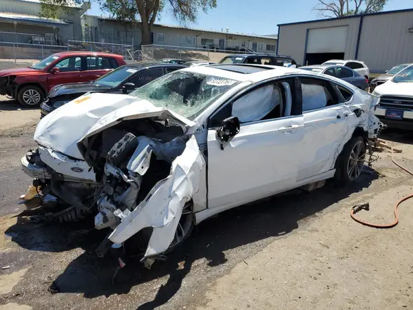 3FA6P0D90LR174563 2020 FORD FUSION - Image 1