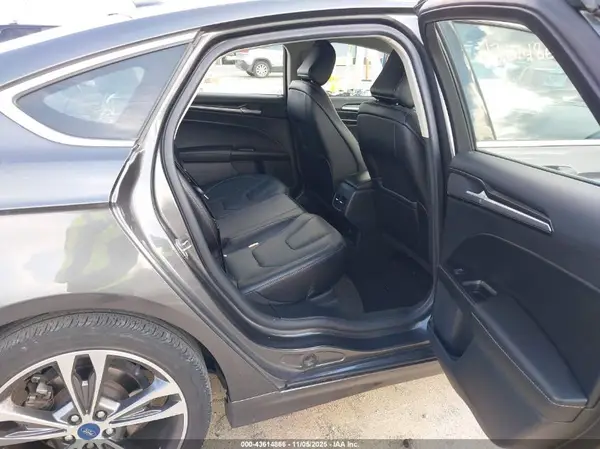 3FA6P0D90LR180282 2020 FORD FUSION - Image 8