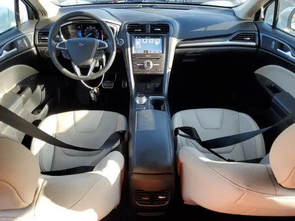 3FA6P0D91JR187982 2018 FORD FUSION - Image 8