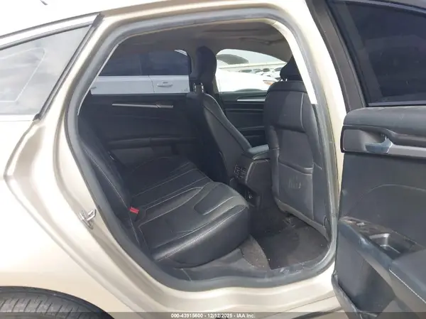 3FA6P0D91JR188288 2018 FORD FUSION - Image 8