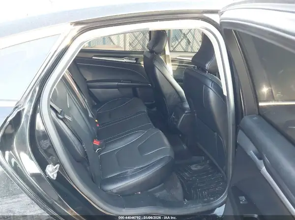 3FA6P0D91JR234508 2018 FORD FUSION - Image 8