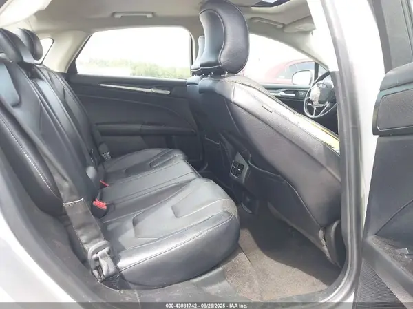 3FA6P0D91KR116590 2019 FORD FUSION - Image 8