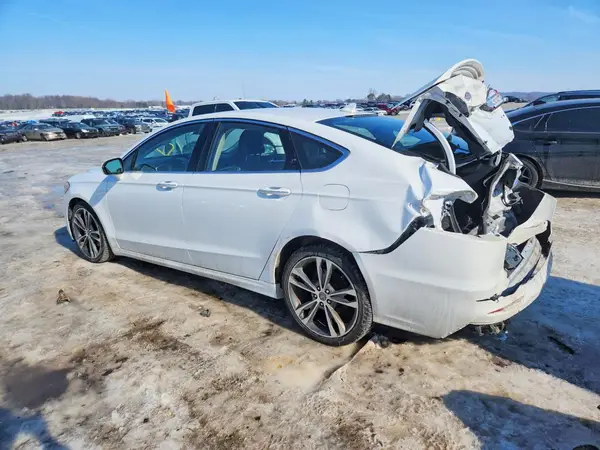 3FA6P0D91KR186798 2019 FORD FUSION - Image 2