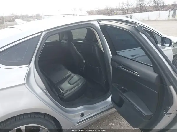 3FA6P0D91KR207374 2019 FORD FUSION - Image 8