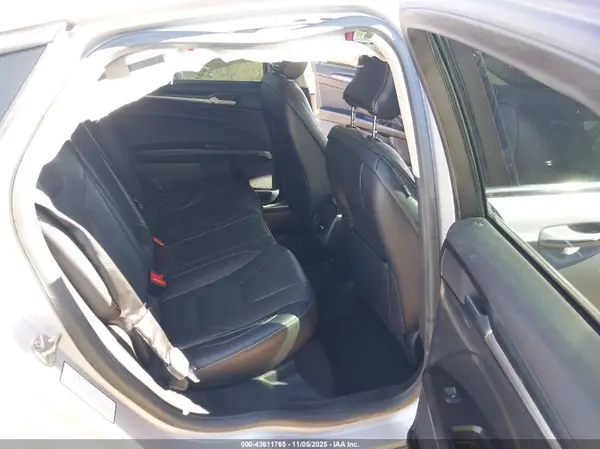 3FA6P0D91KR210484 2019 FORD FUSION - Image 8