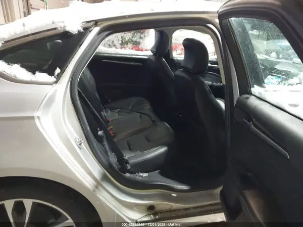 3FA6P0D91KR259491 2019 FORD FUSION - Image 8