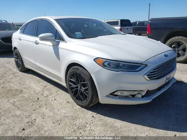 3FA6P0D92HR100990 2017 FORD FUSION - Image 1