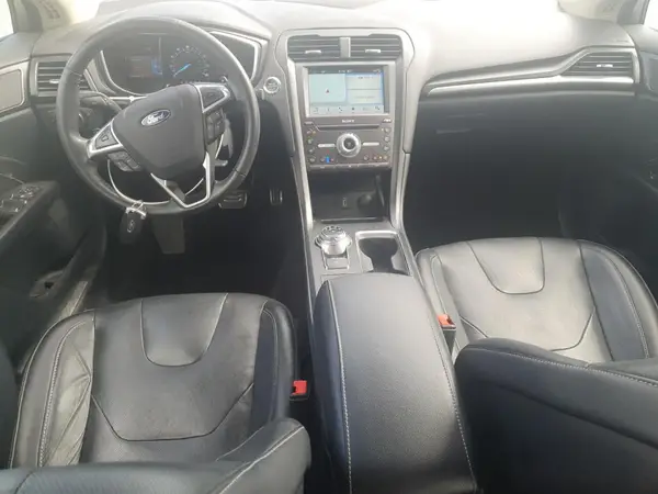 3FA6P0D92HR147677 2017 FORD FUSION - Image 8