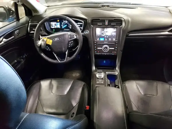 3FA6P0D92JR132215 2018 FORD FUSION - Image 8