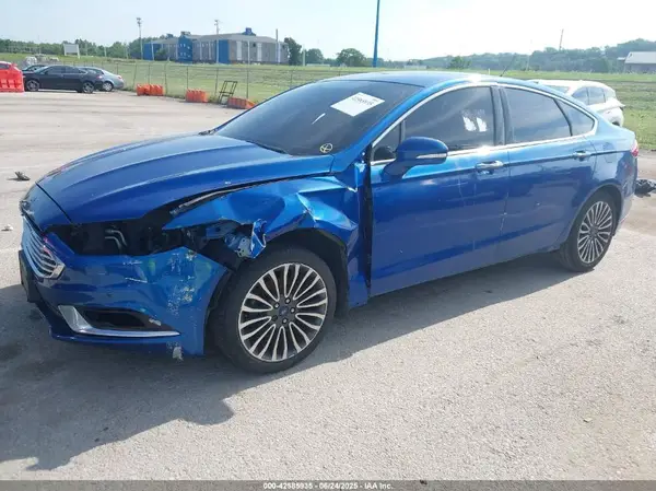 3FA6P0D92JR205597 2018 FORD FUSION - Image 2
