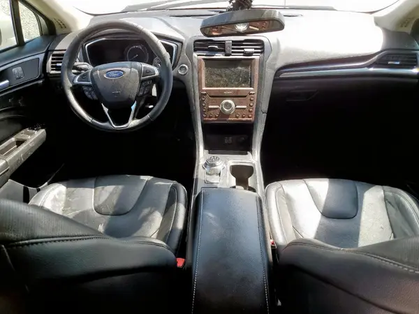 3FA6P0D92LR174659 2020 FORD FUSION - Image 8