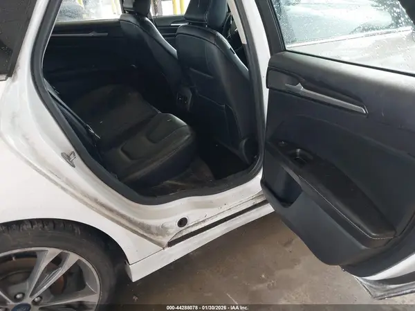3FA6P0D92LR194166 2020 FORD FUSION - Image 8