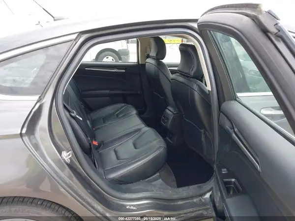 3FA6P0D93HR261526 2017 FORD FUSION - Image 8