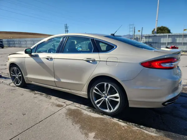3FA6P0D93HR299242 2017 FORD FUSION - Image 2