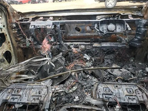 3FA6P0D93JR130117 2018 FORD FUSION - Image 8