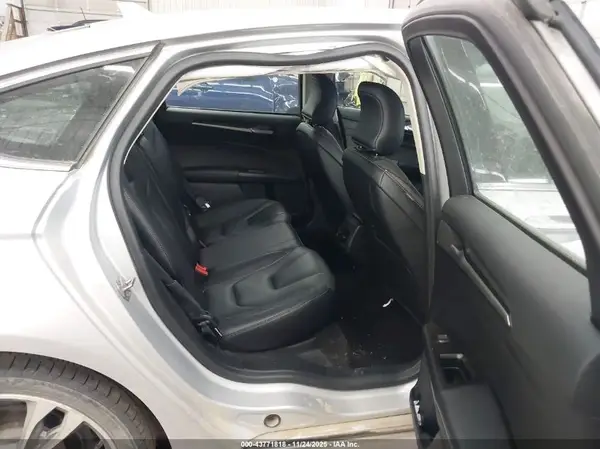 3FA6P0D93KR186916 2019 FORD FUSION - Image 8