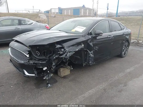3FA6P0D94LR153263 2020 FORD FUSION - Image 2