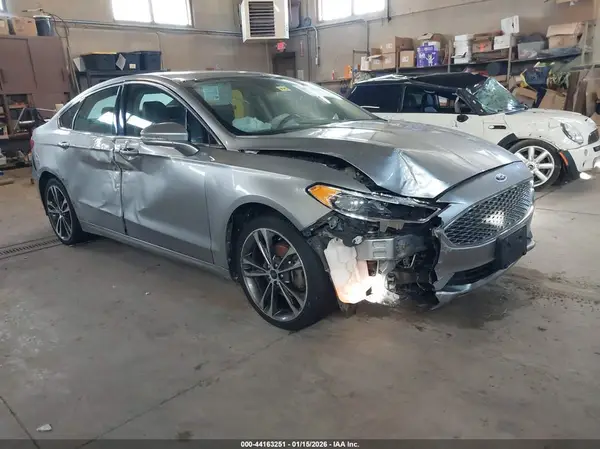 3FA6P0D94LR202901 2020 FORD FUSION - Image 1