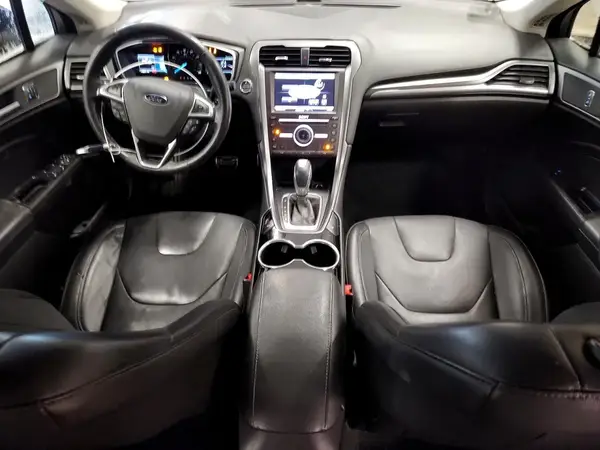 3FA6P0D95GR371640 2016 FORD FUSION - Image 8