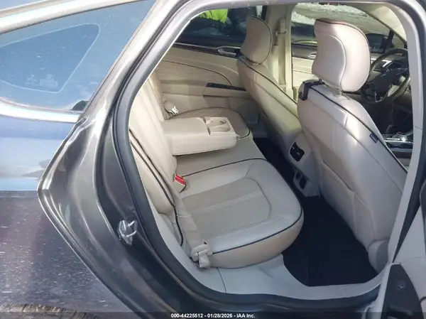 3FA6P0D95HR331205 2017 FORD FUSION - Image 8