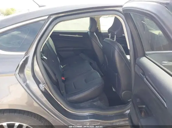 3FA6P0D95JR134198 2018 FORD FUSION - Image 8