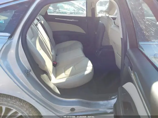 3FA6P0D95JR219865 2018 FORD FUSION - Image 8