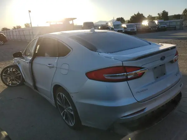 3FA6P0D95KR152833 2019 FORD FUSION - Image 2