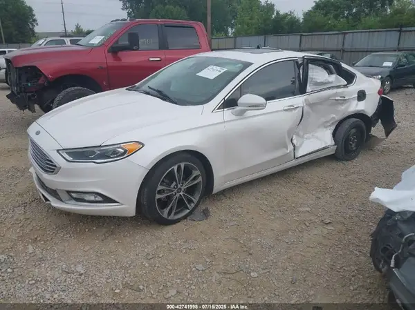 3FA6P0D96HR239830 2017 FORD FUSION - Image 2