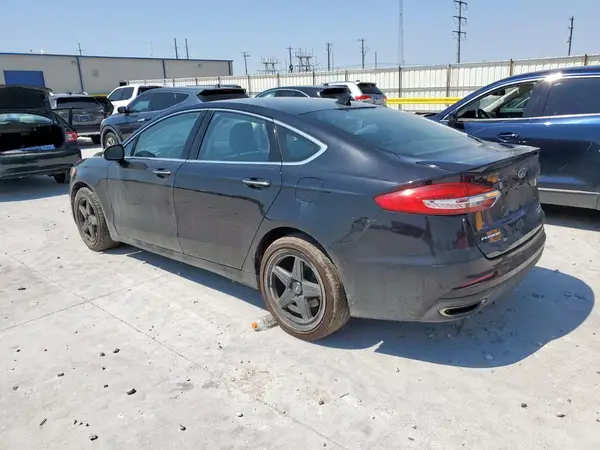 3FA6P0D96KR106153 2019 FORD FUSION - Image 2