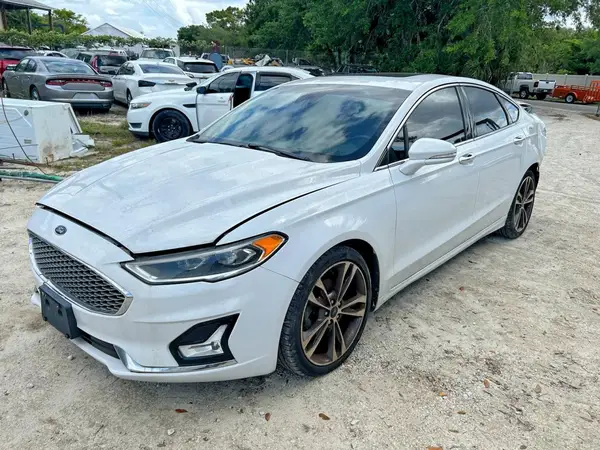 3FA6P0D96KR184724 2019 FORD FUSION - Image 2