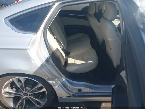 3FA6P0D97HR127974 2017 FORD FUSION - Image 8