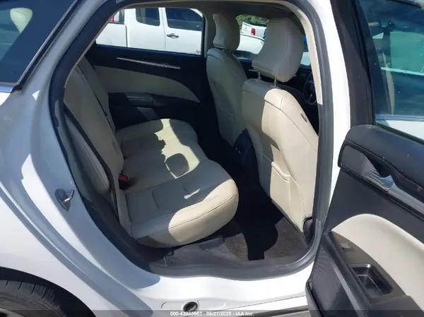 3FA6P0D97JR138110 2018 FORD FUSION - Image 8