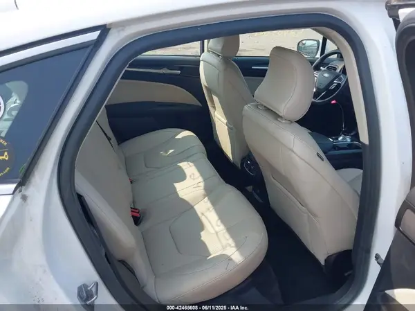 3FA6P0D97JR247621 2018 FORD FUSION - Image 8