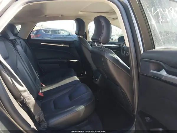3FA6P0D97KR141476 2019 FORD FUSION - Image 8
