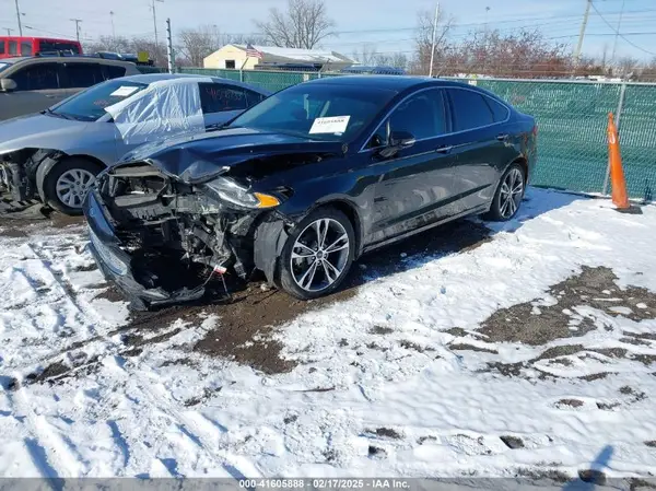 3FA6P0D97KR142062 2019 FORD FUSION - Image 2