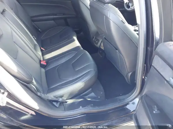 3FA6P0D97KR142062 2019 FORD FUSION - Image 8
