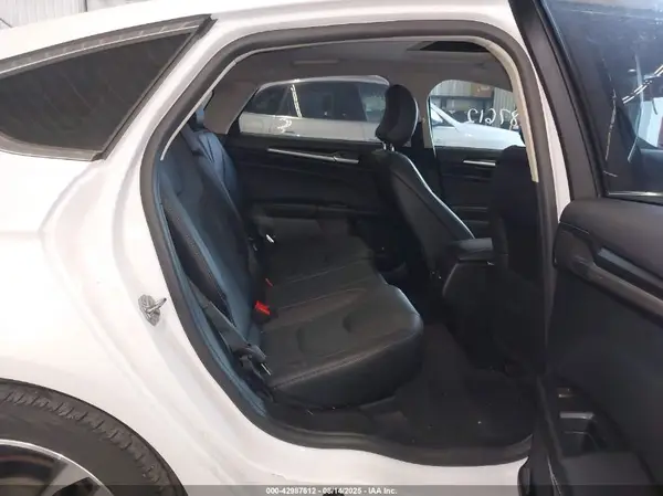 3FA6P0D97KR194940 2019 FORD FUSION - Image 8