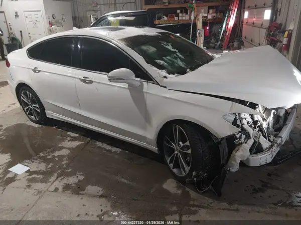 3FA6P0D97LR192820 2020 FORD FUSION - Image 1