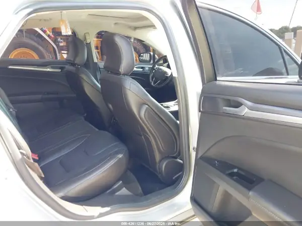 3FA6P0D98GR301498 2016 FORD FUSION - Image 8