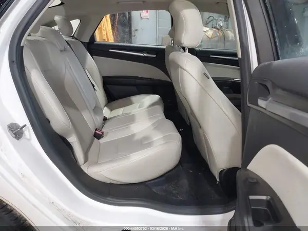 3FA6P0D98HR239733 2017 FORD FUSION - Image 8